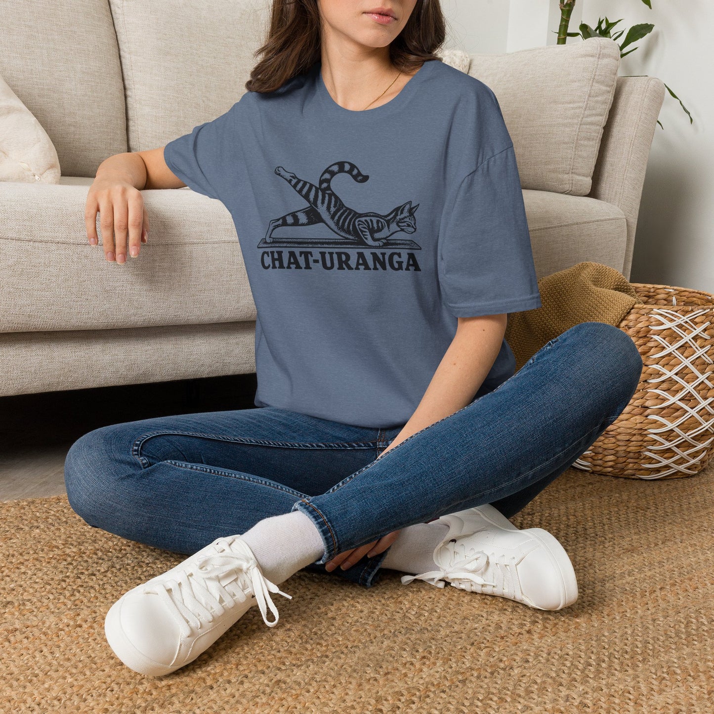 Chat-Uranga Cat Yoga T-Shirt