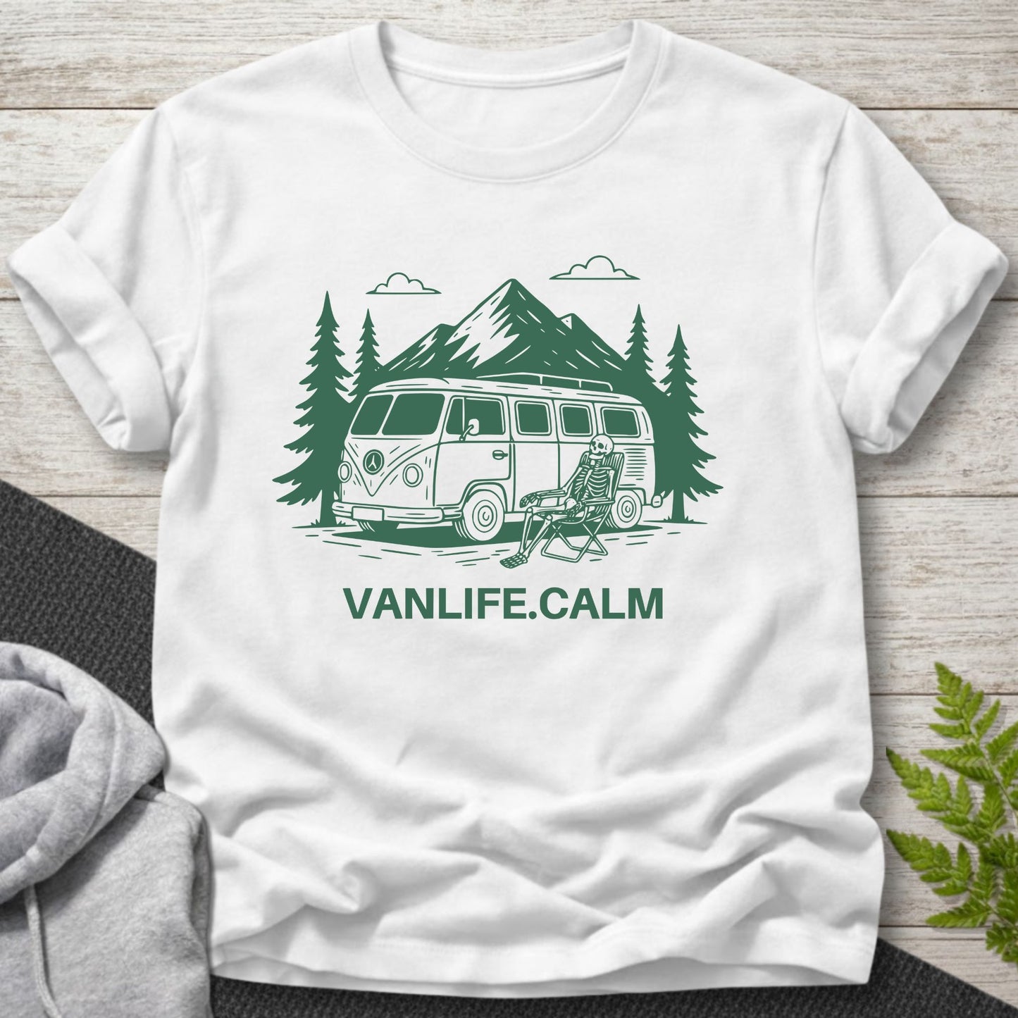 VANLIFE.CALM Vintage Camper T-Shirt