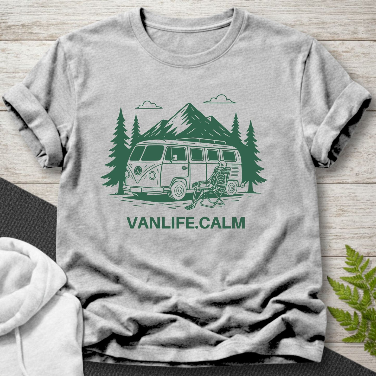 VANLIFE.CALM Vintage Camper T-Shirt