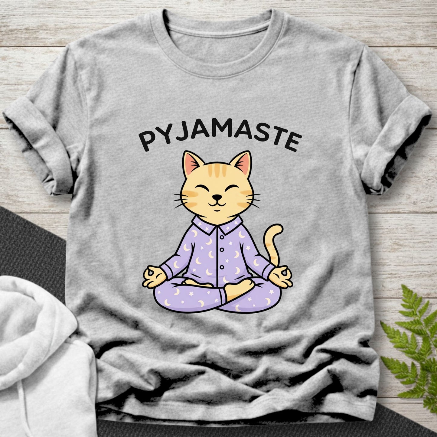 Pyjamaste – Cute Meditating Cat T-Shirt