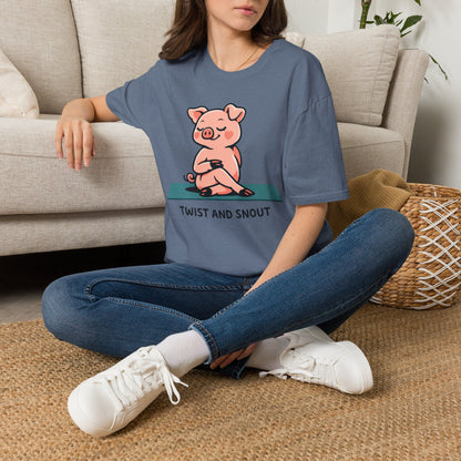 Twist and Snout Yoga Pig T-Shirt