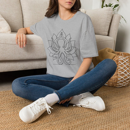 Octopus Line Art Yoga T-Shirt